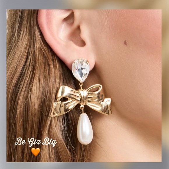 LELET NY Authentic Stella Gold Crystal & Teardrop Pearl Drop Clip Earrings NWT - Picture 1 of 7